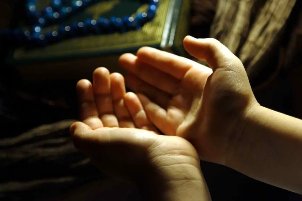 دعاء لاخي بالسعاده والرزق